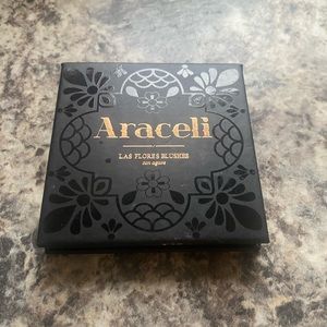 Araceli • Primrose & Petunia Blush Duo • NIB